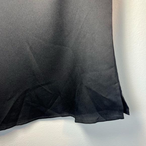 Vince Camuto Womens Faux Feather Trim Short Sleeve Blouse Shirt Black NEW Sz XXS - Picture 7 of 12